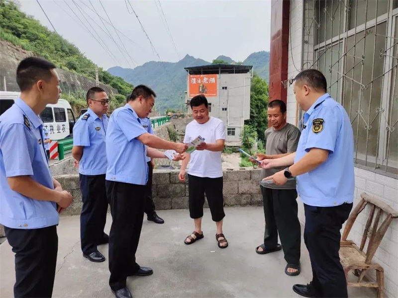 【白河】陜鄂兩省三地開展?jié)h江水域禁漁聯(lián)合執(zhí)法行動